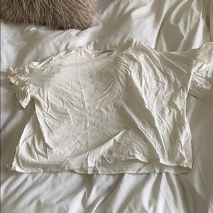 White Zara T-shirt with ruffled sleeve